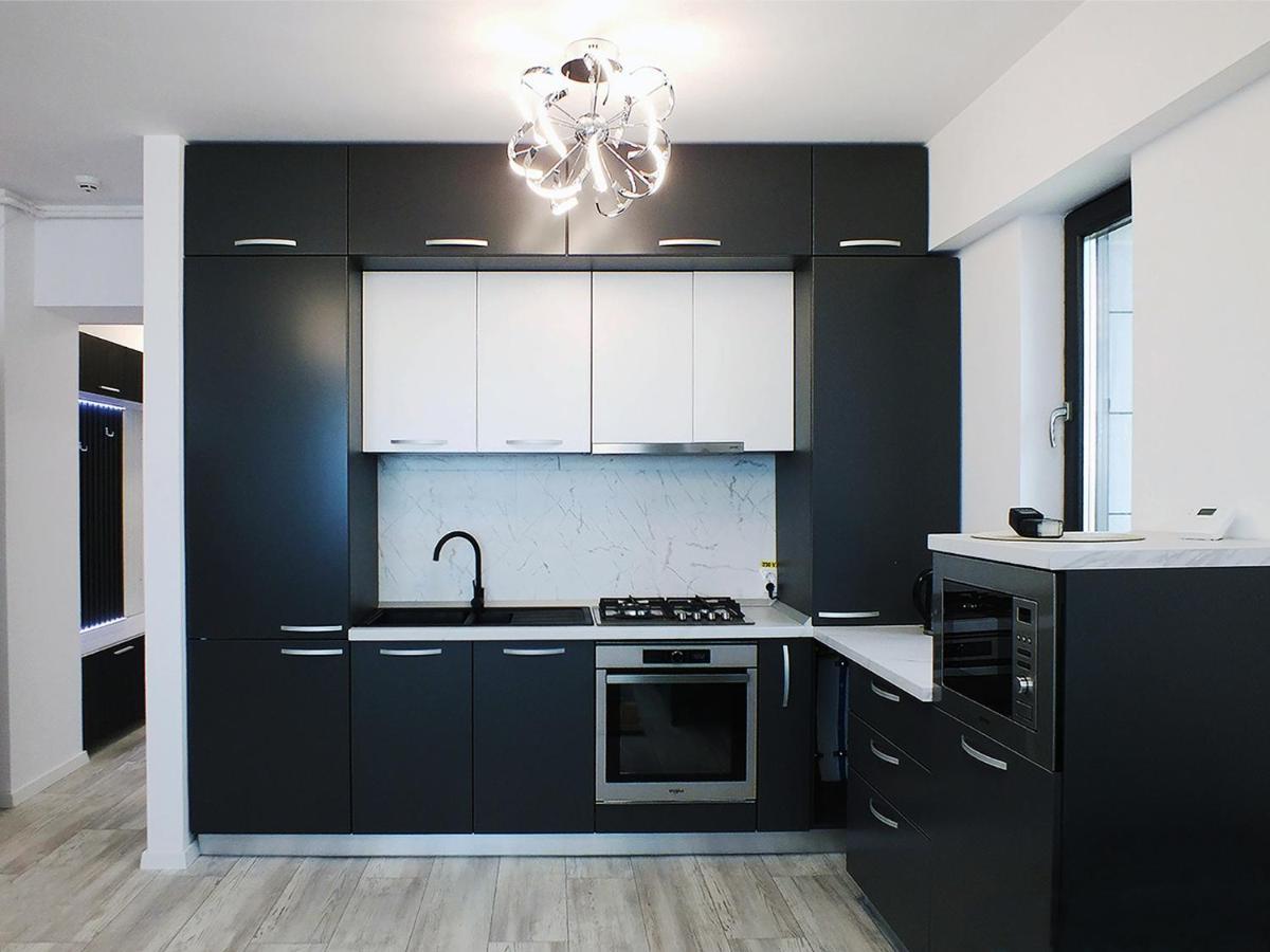 Ada Luxury Apartments 43 마마이아 외부 사진